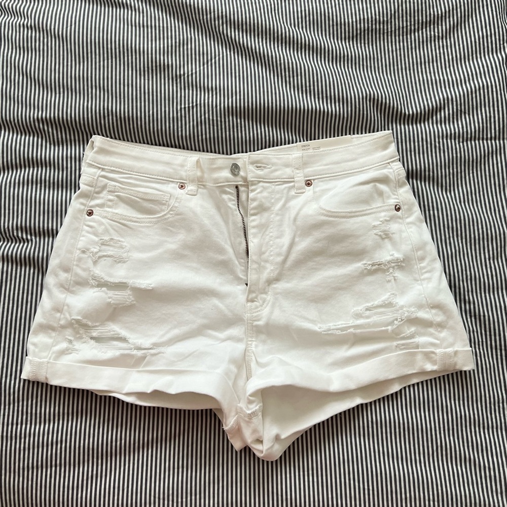NWT AEO Mom Short